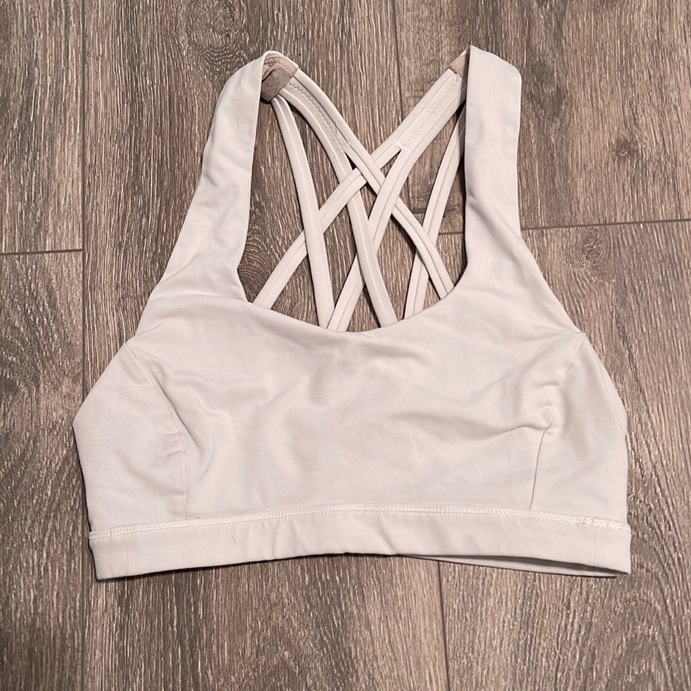 Lululemon bra Free To Be Serene